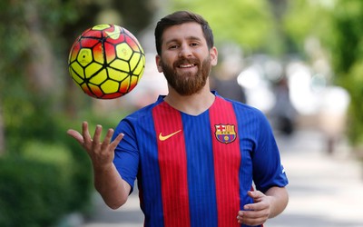 HK体育动态-于帕梅卡诺失误连连